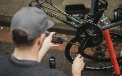 Dynamic Chain Care Essentials Boîte D'entretien De La Chaîne 7 Dynamic Chain Care Essentials Boîte D'entretien De La Chaîne -Topeak Soldes DY 011 Dynamic chain care box use