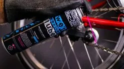Muc-Off Aérosol Wet Weather Lube 400ml -Topeak Soldes Muc Off Wet Weather Lube Aerosol 2