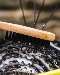 Peaty's Drivetrain Brush -Topeak Soldes Peaty s Drivetrain Brush 5060541583474 4